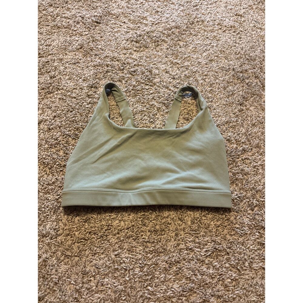 Athleta sage green ribbed sports bra